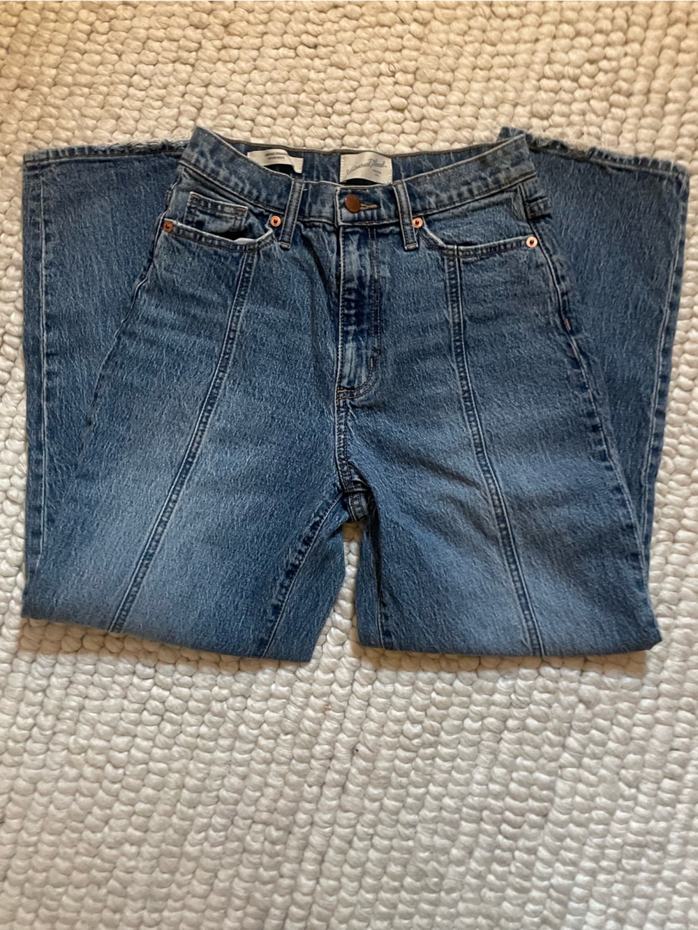Straight Jeans in Dark Blue Wash